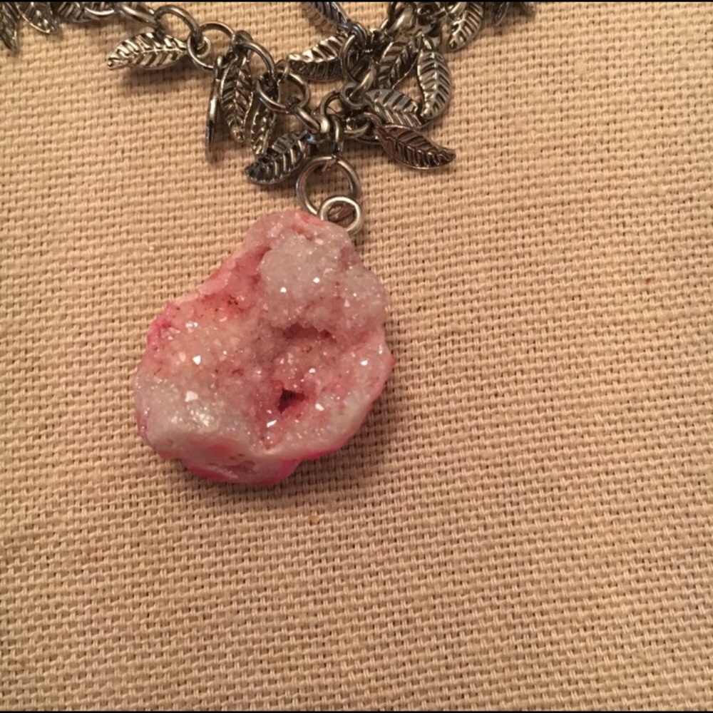Pink geode choker - Picture 2 of 4